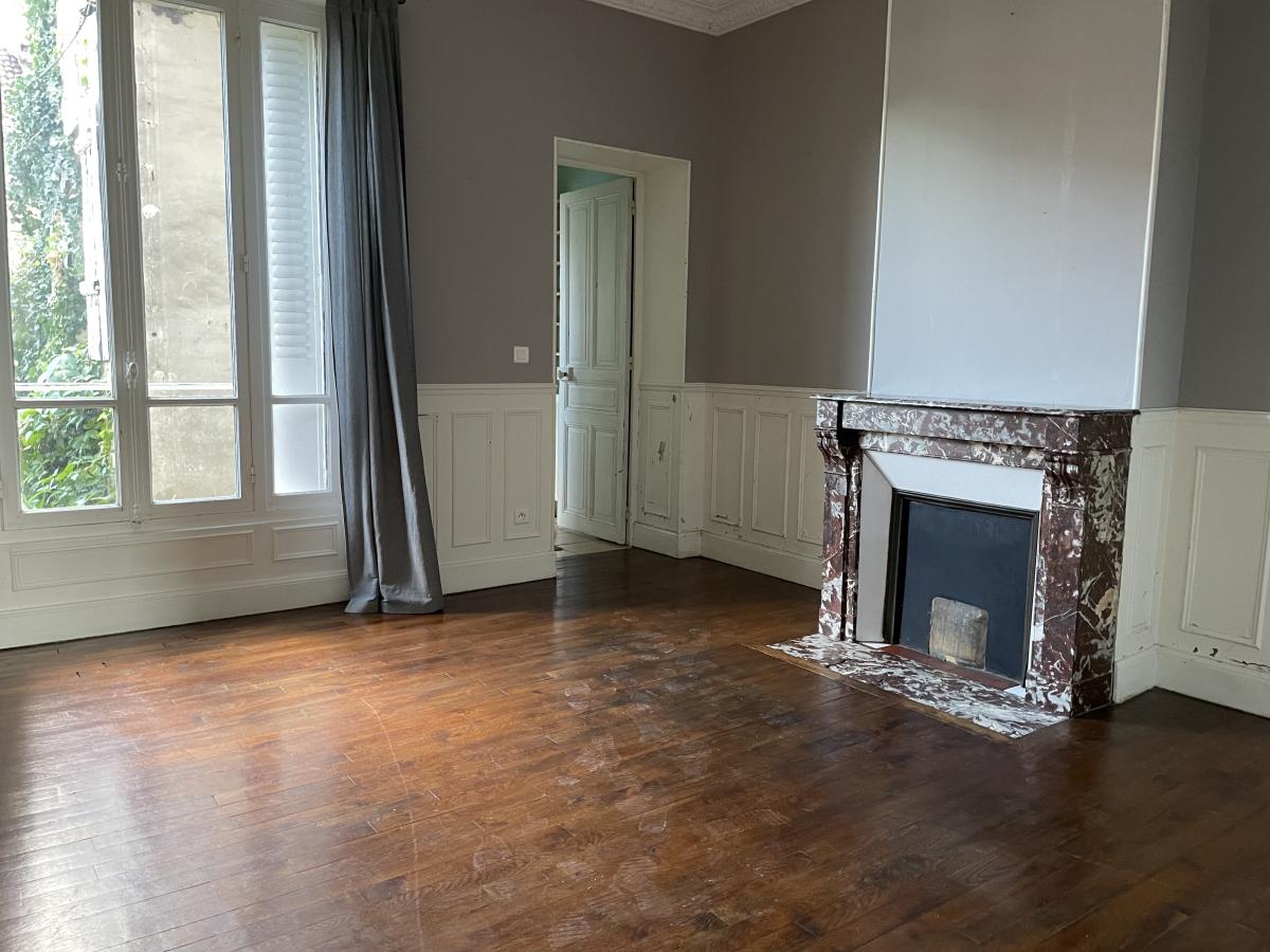 Annonces immobilières notaire -  immobilier Chalons Marne Maison appartement terrain bureau commerce vente location Arquebuse Notaire Chalons en Champagne dans la marne